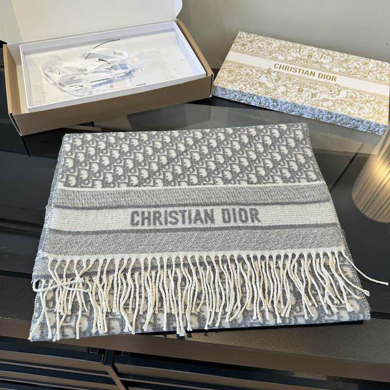 Dior scarf